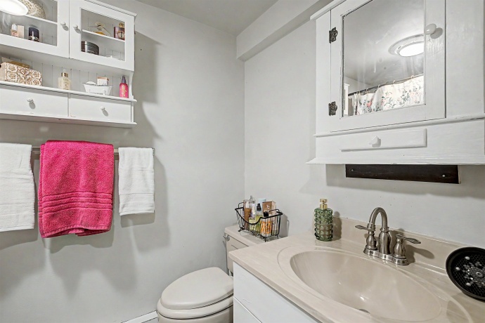 12 Cedar Bluff, GALENA, Illinois 61036, 2 Bedrooms Bedrooms, ,2 BathroomsBathrooms,Condominium,For Sale,Cedar Bluff,202602467