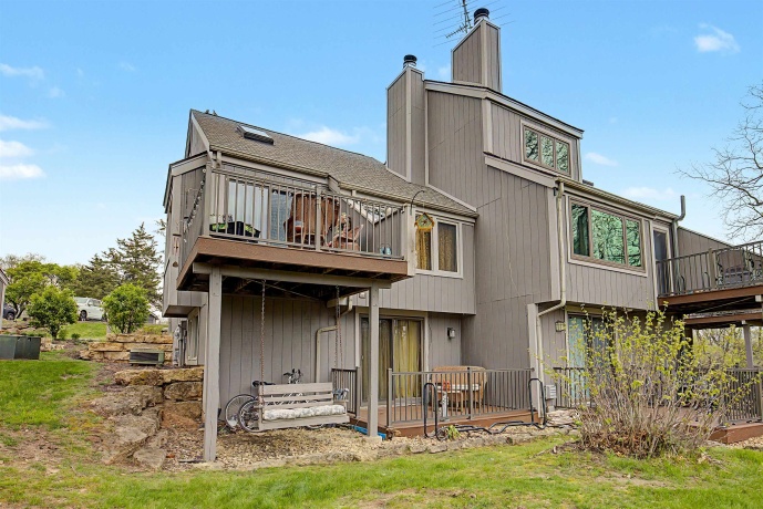12 Cedar Bluff, GALENA, Illinois 61036, 2 Bedrooms Bedrooms, ,2 BathroomsBathrooms,Condominium,For Sale,Cedar Bluff,202602467
