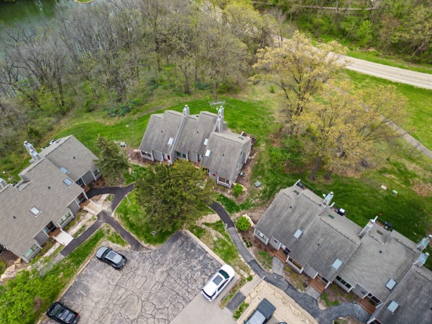12 Cedar Bluff, GALENA, Illinois 61036, 2 Bedrooms Bedrooms, ,2 BathroomsBathrooms,Condominium,For Sale,Cedar Bluff,202602467