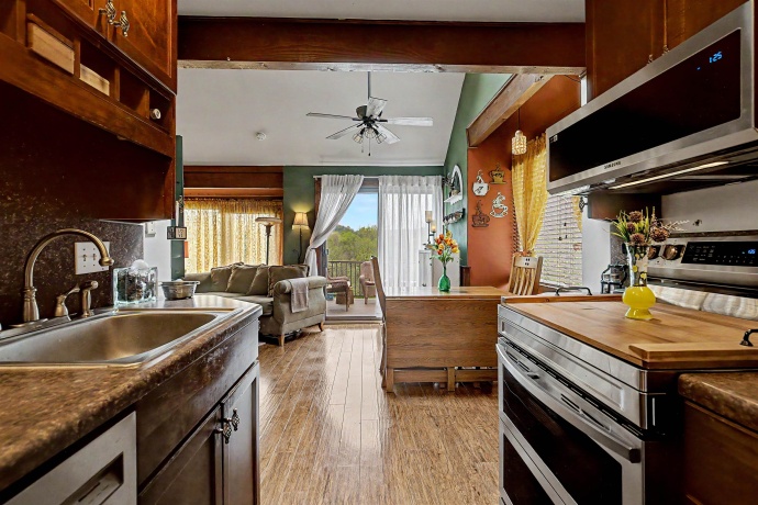 12 Cedar Bluff, GALENA, Illinois 61036, 2 Bedrooms Bedrooms, ,2 BathroomsBathrooms,Condominium,For Sale,Cedar Bluff,202602467
