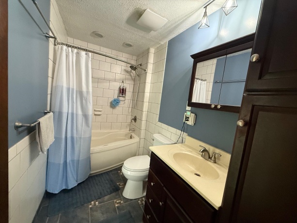 7758 Ray Ct., ROSCOE, Illinois 61073, 4 Bedrooms Bedrooms, ,2 BathroomsBathrooms,House,For Sale,Ray Ct.,202602466