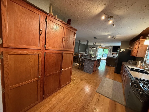 7758 Ray Ct., ROSCOE, Illinois 61073, 4 Bedrooms Bedrooms, ,2 BathroomsBathrooms,House,For Sale,Ray Ct.,202602466