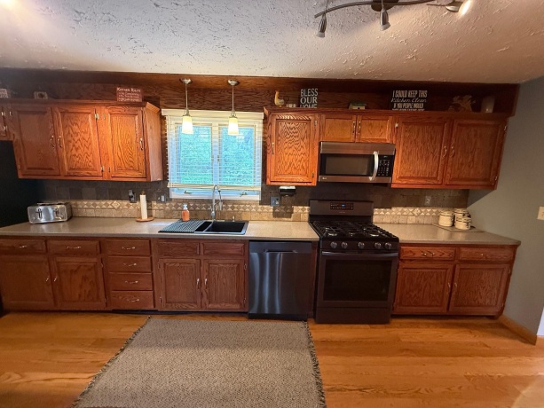 7758 Ray Ct., ROSCOE, Illinois 61073, 4 Bedrooms Bedrooms, ,2 BathroomsBathrooms,House,For Sale,Ray Ct.,202602466