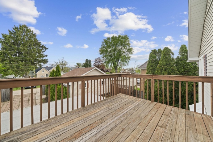 2229 Broadway, ROCKFORD, Illinois 61104, 4 Bedrooms Bedrooms, ,2 BathroomsBathrooms,House,For Sale,Broadway,202602468