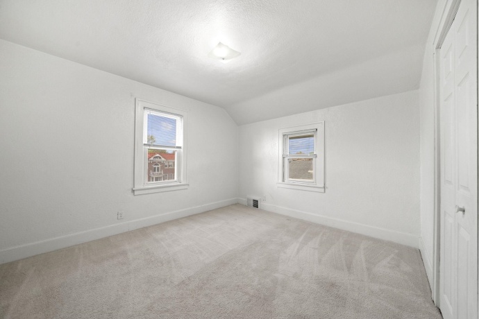2229 Broadway, ROCKFORD, Illinois 61104, 4 Bedrooms Bedrooms, ,2 BathroomsBathrooms,House,For Sale,Broadway,202602468