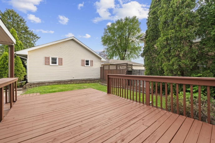 2229 Broadway, ROCKFORD, Illinois 61104, 4 Bedrooms Bedrooms, ,2 BathroomsBathrooms,House,For Sale,Broadway,202602468