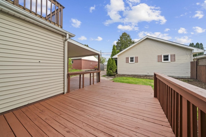 2229 Broadway, ROCKFORD, Illinois 61104, 4 Bedrooms Bedrooms, ,2 BathroomsBathrooms,House,For Sale,Broadway,202602468