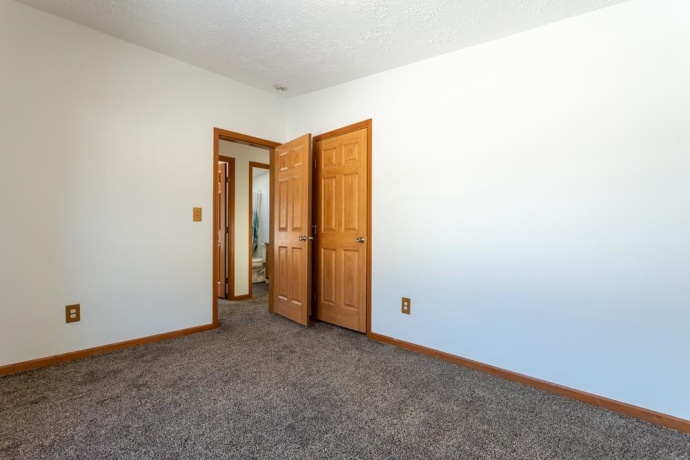 108 Smoke Signal, EAST DUBUQUE, Illinois 61025, 4 Bedrooms Bedrooms, ,2 BathroomsBathrooms,House,For Sale,Smoke Signal,202602470