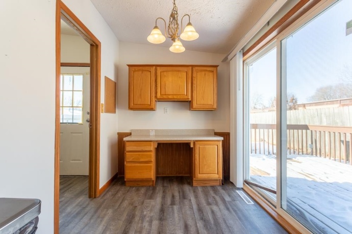 108 Smoke Signal, EAST DUBUQUE, Illinois 61025, 4 Bedrooms Bedrooms, ,2 BathroomsBathrooms,House,For Sale,Smoke Signal,202602470
