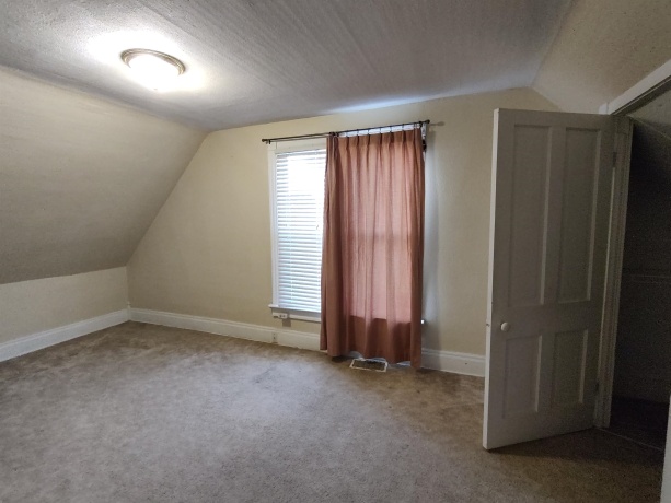 715 3rd, BELVIDERE, Illinois 61008, 3 Bedrooms Bedrooms, ,1 BathroomBathrooms,House,For Sale,3rd,202602473
