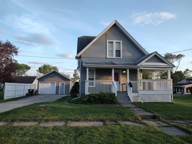 715 3rd, BELVIDERE, Illinois 61008, 3 Bedrooms Bedrooms, ,1 BathroomBathrooms,House,For Sale,3rd,202602473