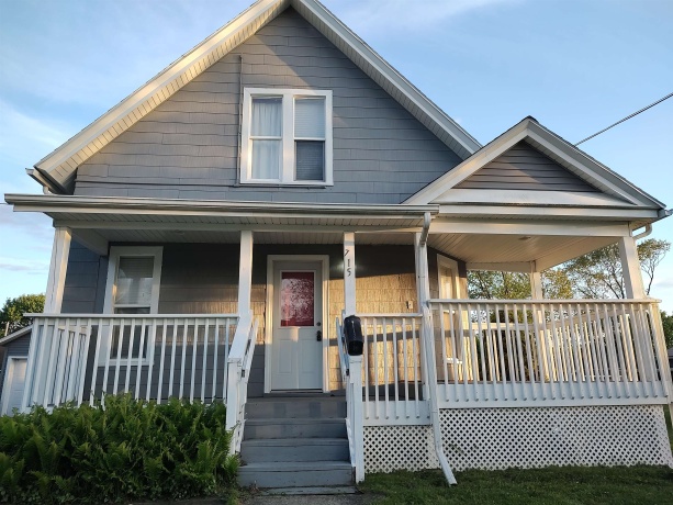 715 3rd, BELVIDERE, Illinois 61008, 3 Bedrooms Bedrooms, ,1 BathroomBathrooms,House,For Sale,3rd,202602473