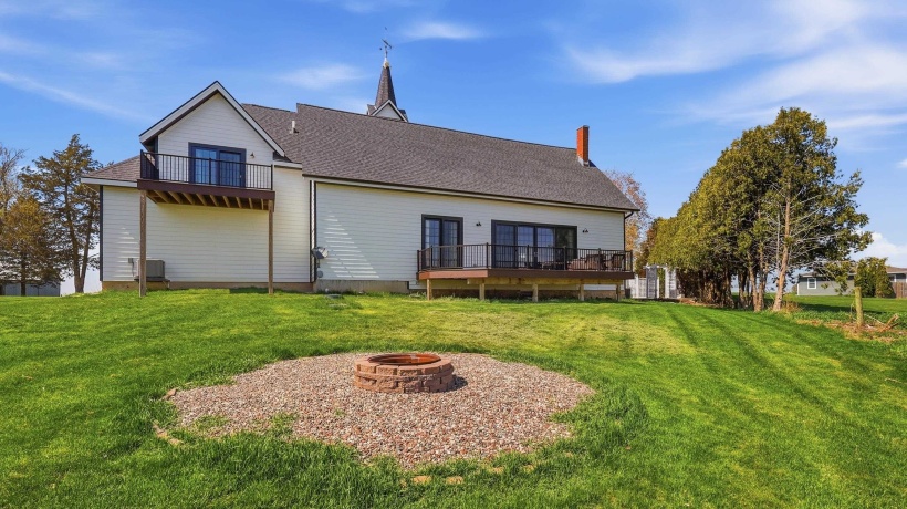 6603 Council Hill, SCALES MOUND, Illinois 61075, 3 Bedrooms Bedrooms, ,3 BathroomsBathrooms,House,For Sale,Council Hill,202602475