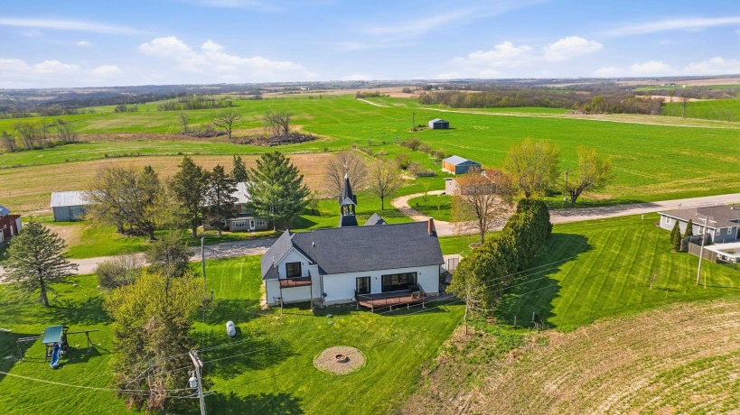 6603 Council Hill, SCALES MOUND, Illinois 61075, 3 Bedrooms Bedrooms, ,3 BathroomsBathrooms,House,For Sale,Council Hill,202602475
