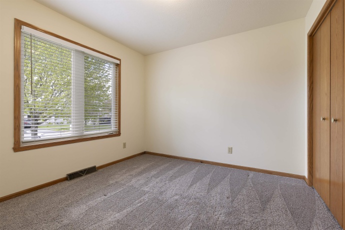 207 Sherman, POPLAR GROVE, Illinois 61065, 3 Bedrooms Bedrooms, ,2 BathroomsBathrooms,House,For Sale,Sherman,202602476