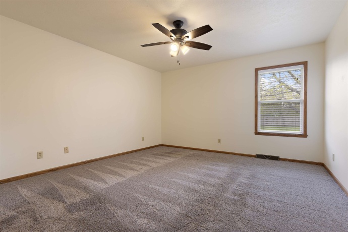 207 Sherman, POPLAR GROVE, Illinois 61065, 3 Bedrooms Bedrooms, ,2 BathroomsBathrooms,House,For Sale,Sherman,202602476