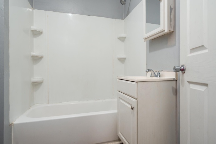1422 North, ROCKFORD, Illinois 61103, 3 Bedrooms Bedrooms, ,1 BathroomBathrooms,House,For Sale,North,202602477