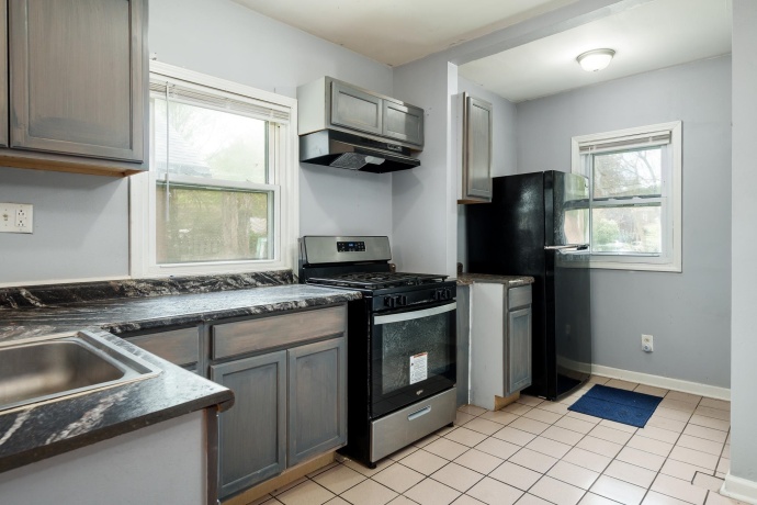1422 North, ROCKFORD, Illinois 61103, 3 Bedrooms Bedrooms, ,1 BathroomBathrooms,House,For Sale,North,202602477