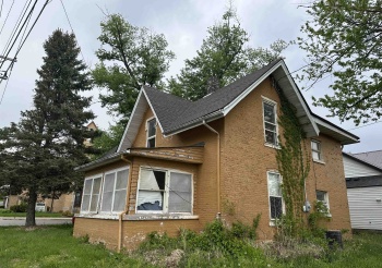 131 Third, SAVANNA, Illinois 61074, 5 Bedrooms Bedrooms, ,1 BathroomBathrooms,House,For Sale,Third,202602478