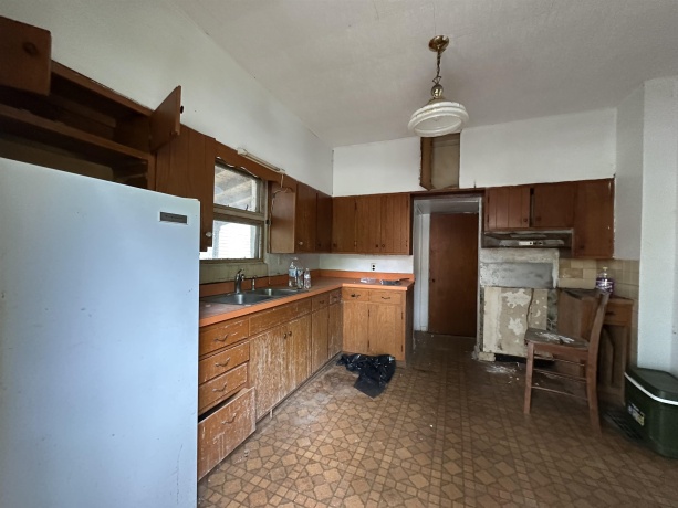 131 Third, SAVANNA, Illinois 61074, 5 Bedrooms Bedrooms, ,1 BathroomBathrooms,House,For Sale,Third,202602478