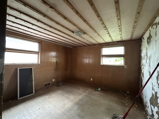 131 Third, SAVANNA, Illinois 61074, 5 Bedrooms Bedrooms, ,1 BathroomBathrooms,House,For Sale,Third,202602478