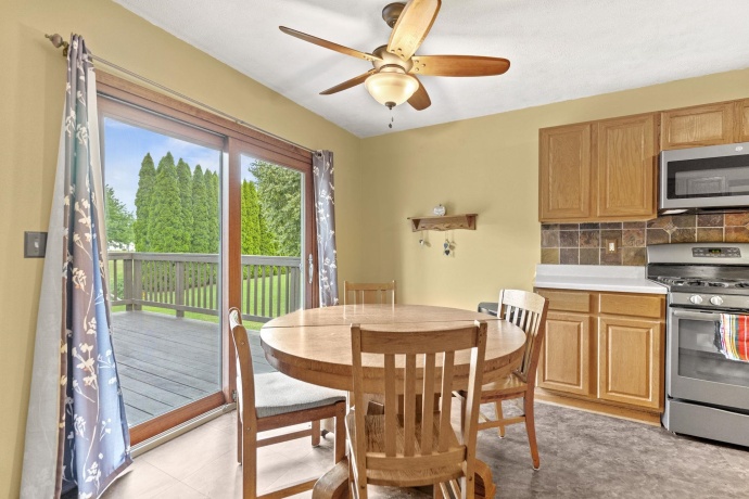 211 CARSON, POPLAR GROVE, Illinois 61065, 3 Bedrooms Bedrooms, ,3 BathroomsBathrooms,House,For Sale,CARSON,202602479
