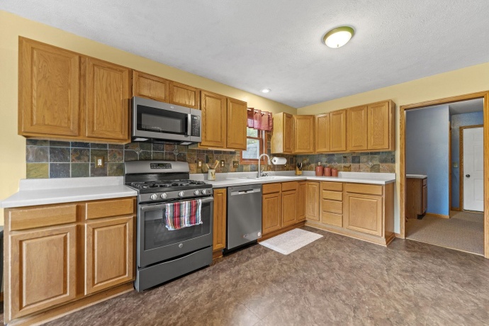 211 CARSON, POPLAR GROVE, Illinois 61065, 3 Bedrooms Bedrooms, ,3 BathroomsBathrooms,House,For Sale,CARSON,202602479
