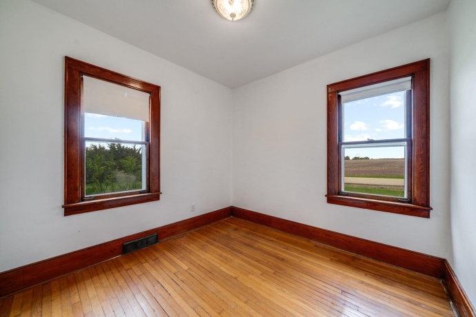 8162 Perryville, CHERRY VALLEY, Illinois 61016, 2 Bedrooms Bedrooms, ,1 BathroomBathrooms,House,For Sale,Perryville,202602481