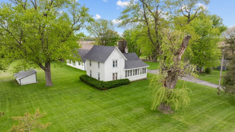 8162 Perryville, CHERRY VALLEY, Illinois 61016, 2 Bedrooms Bedrooms, ,1 BathroomBathrooms,House,For Sale,Perryville,202602481