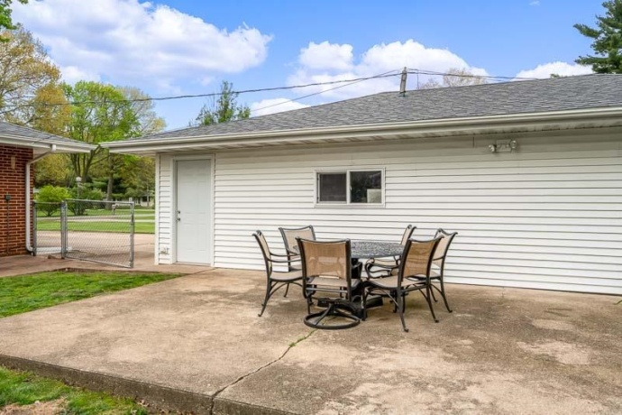1408 LILAC, MACHESNEY PARK, Illinois 61115, 3 Bedrooms Bedrooms, ,1 BathroomBathrooms,House,For Sale,LILAC,202602484