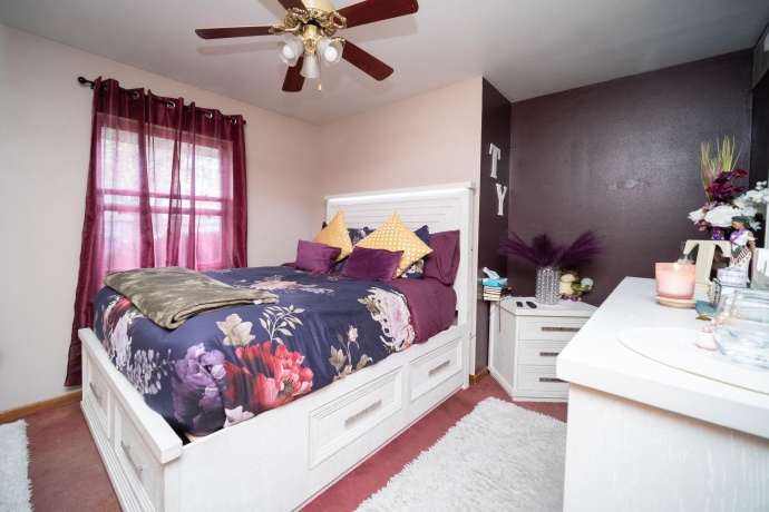 2402 Rockwell, ROCKFORD, Illinois 61101, 4 Bedrooms Bedrooms, ,1 BathroomBathrooms,House,For Sale,Rockwell,202602485