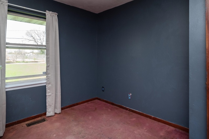 2402 Rockwell, ROCKFORD, Illinois 61101, 4 Bedrooms Bedrooms, ,1 BathroomBathrooms,House,For Sale,Rockwell,202602485