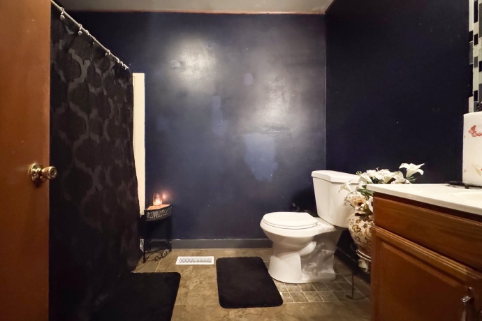 2402 Rockwell, ROCKFORD, Illinois 61101, 4 Bedrooms Bedrooms, ,1 BathroomBathrooms,House,For Sale,Rockwell,202602485