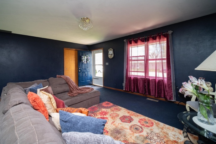 2402 Rockwell, ROCKFORD, Illinois 61101, 4 Bedrooms Bedrooms, ,1 BathroomBathrooms,House,For Sale,Rockwell,202602485