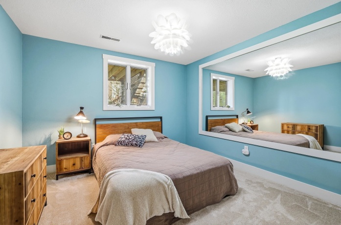 71 Ford, EAST DUBUQUE, Illinois 61025, 5 Bedrooms Bedrooms, ,3 BathroomsBathrooms,House,For Sale,Ford,202602492