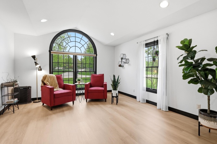 71 Ford, EAST DUBUQUE, Illinois 61025, 5 Bedrooms Bedrooms, ,3 BathroomsBathrooms,House,For Sale,Ford,202602492