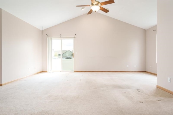 12014 BANEBERRY DR #32, ROSCOE, Illinois 61073, 2 Bedrooms Bedrooms, ,1 BathroomBathrooms,Condominium,For Sale,BANEBERRY DR #32,202602497