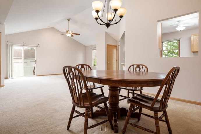 12014 BANEBERRY DR #32, ROSCOE, Illinois 61073, 2 Bedrooms Bedrooms, ,1 BathroomBathrooms,Condominium,For Sale,BANEBERRY DR #32,202602497