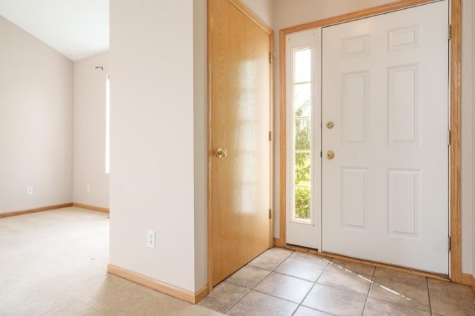 12014 BANEBERRY DR #32, ROSCOE, Illinois 61073, 2 Bedrooms Bedrooms, ,1 BathroomBathrooms,Condominium,For Sale,BANEBERRY DR #32,202602497