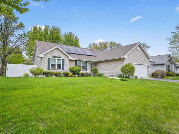 7396 Countryshire, ROCKFORD, Illinois 61107, 3 Bedrooms Bedrooms, ,2 BathroomsBathrooms,House,For Sale,Countryshire,202602495