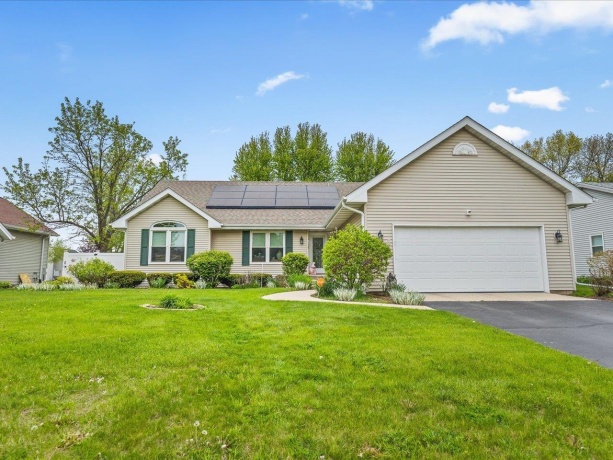7396 Countryshire, ROCKFORD, Illinois 61107, 3 Bedrooms Bedrooms, ,2 BathroomsBathrooms,House,For Sale,Countryshire,202602495