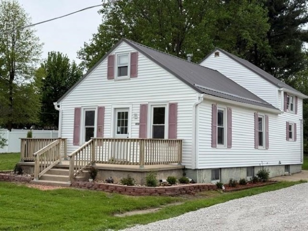 406 Willow, Granville, Illinois 61326, 3 Bedrooms Bedrooms, ,2 BathroomsBathrooms,House,For Sale,Willow,202602496
