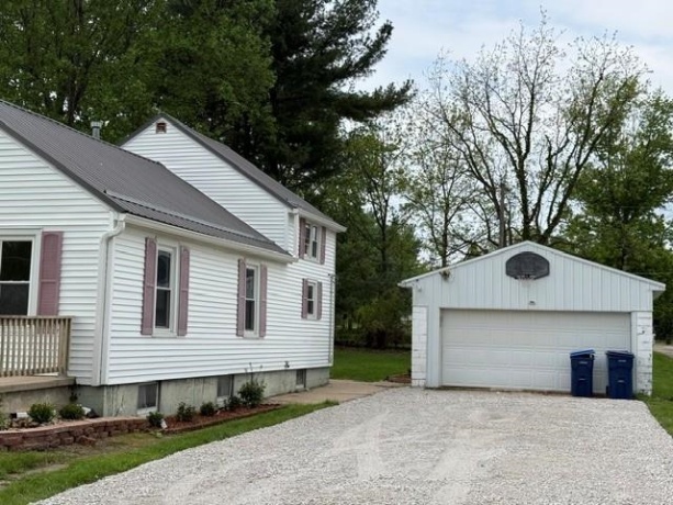 406 Willow, Granville, Illinois 61326, 3 Bedrooms Bedrooms, ,2 BathroomsBathrooms,House,For Sale,Willow,202602496