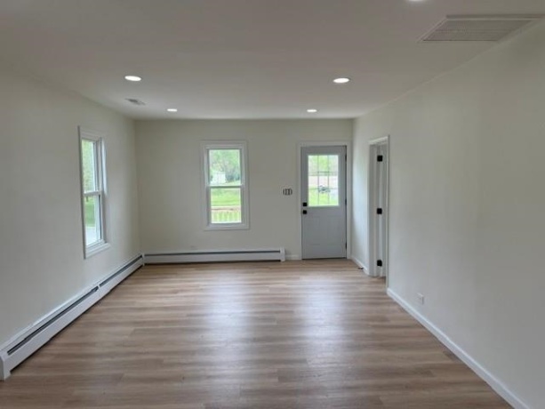 406 Willow, Granville, Illinois 61326, 3 Bedrooms Bedrooms, ,2 BathroomsBathrooms,House,For Sale,Willow,202602496