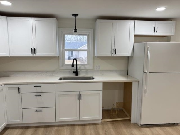 406 Willow, Granville, Illinois 61326, 3 Bedrooms Bedrooms, ,2 BathroomsBathrooms,House,For Sale,Willow,202602496