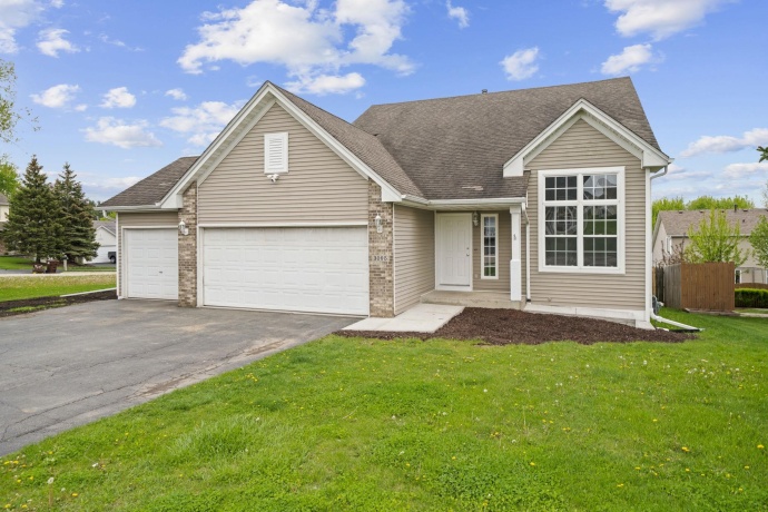 3095 Bauer, MACHESNEY PARK, Illinois 61115, 4 Bedrooms Bedrooms, ,2 BathroomsBathrooms,House,For Sale,Bauer,202602498