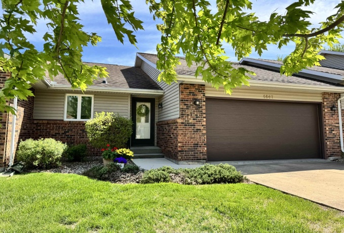 1807 Sierra, FREEPORT, Illinois 61032, 3 Bedrooms Bedrooms, ,3 BathroomsBathrooms,Condominium,For Sale,Sierra,202602500