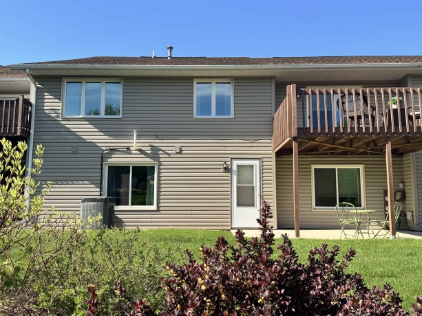 1807 Sierra, FREEPORT, Illinois 61032, 3 Bedrooms Bedrooms, ,3 BathroomsBathrooms,Condominium,For Sale,Sierra,202602500