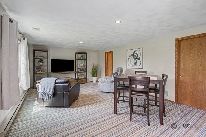 1807 Sierra, FREEPORT, Illinois 61032, 3 Bedrooms Bedrooms, ,3 BathroomsBathrooms,Condominium,For Sale,Sierra,202602500