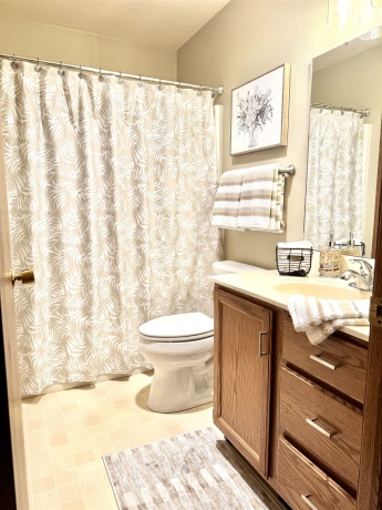 1807 Sierra, FREEPORT, Illinois 61032, 3 Bedrooms Bedrooms, ,3 BathroomsBathrooms,Condominium,For Sale,Sierra,202602500
